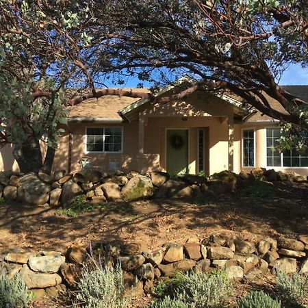 Foxtail Farm Bed & Breakfast Ponderosa Basin Exterior photo